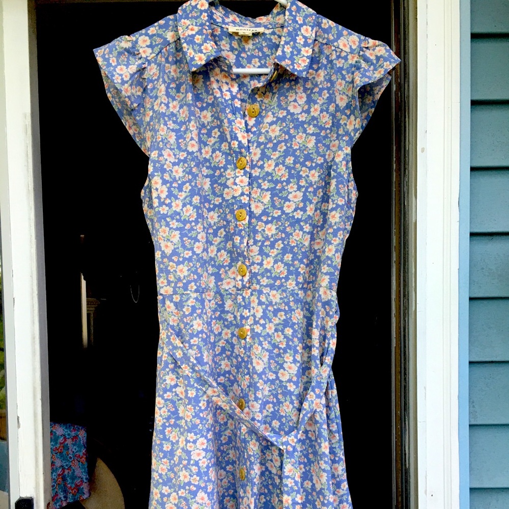 New juniors dress size L